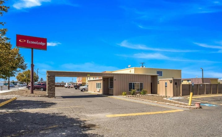 Pictures of Hospitality property located at 1481 6th Street, Umatilla, OR 97882 for sales - image #1