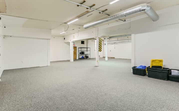 Pictures of Industrial property located at 81 Northeast Columbia Boulevard, Portland, OR 97220 for sales - image #1