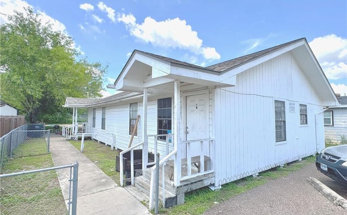 Pictures of Multifamily property located at 126 E 2nd Street, San Juan, TX 78589 for sales - image #1