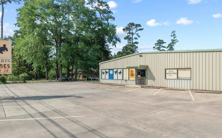 Pictures of Retail, Industrial property located at 16203 Stuebner Airline Rd, Spring, TX 77379 for sales - image #1