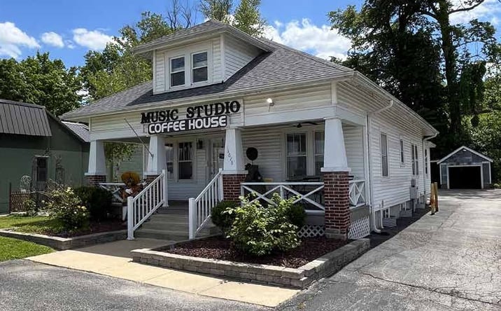 Pictures of Retail, Office property located at 16626 Old Chesterfield Rd, Chesterfield, MO 63017 for sales - image #1