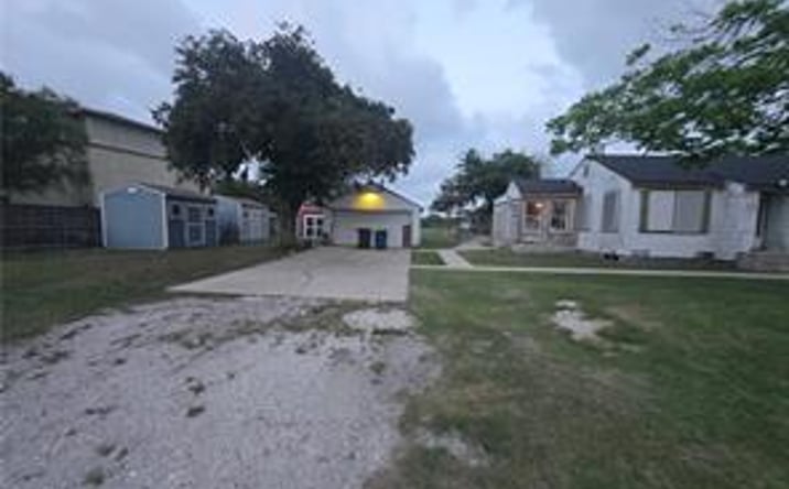 Pictures of Mixed Use, Land property located at 2222 N Padre Island Dr, Corpus Christi, TX 78408 for sales - image #1