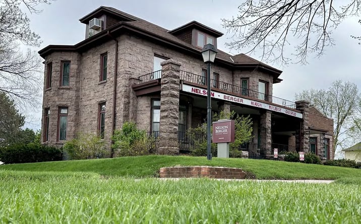 Pictures of Multifamily, Special Purpose property located at 822 Jennings Street, Sioux City, IA 51105 for sales - image #1