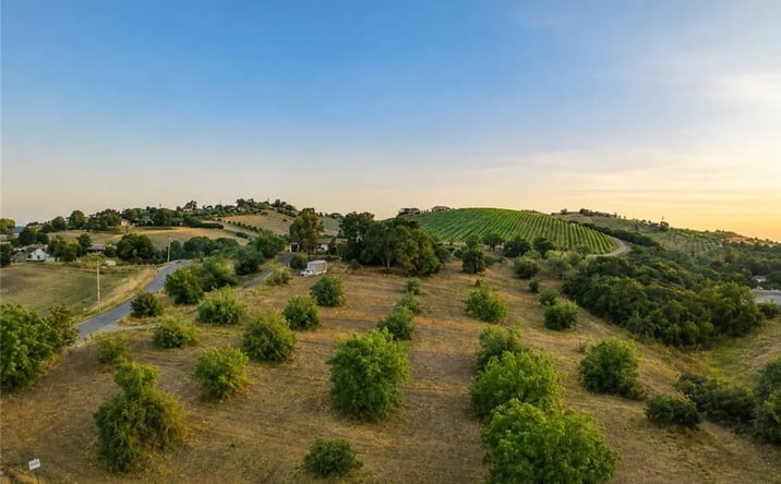 Pictures of Land property located at 110 Kiler Canyon, Paso Robles, CA 93446 for sales - image #1
