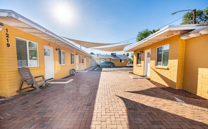 Pictures of Multifamily property located at 1219 S FARMER AVE, TEMPE, AZ 85281 for sales - image #1