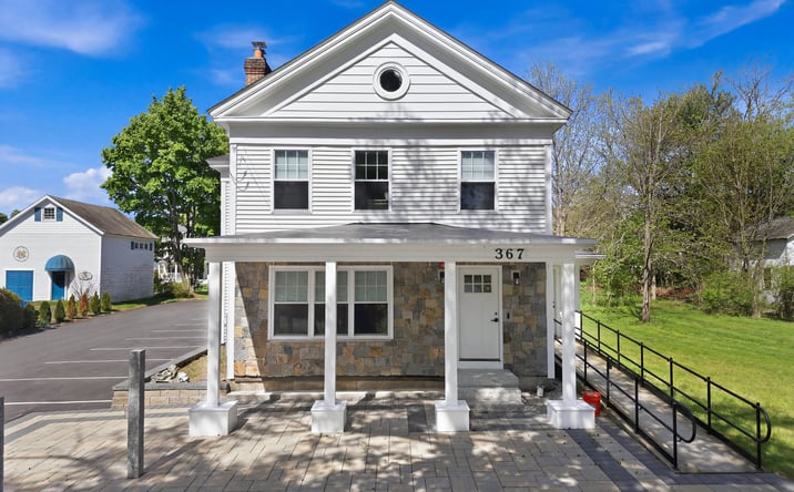 Pictures of Office property located at 367 Main Street, Oxford, MA 01540 for sales - image #1