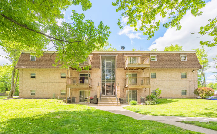 Pictures of Multifamily property located at 3935 WILMA CT, CINCINNATI, OH 45245 for sales - image #1