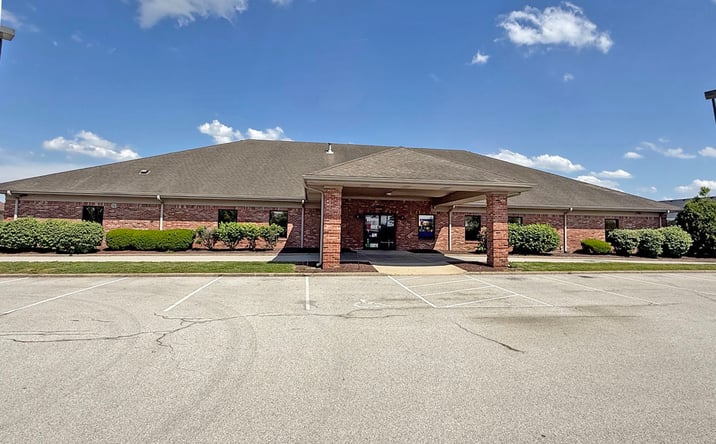 Pictures of Office property located at 3416 Hamburg Pike, Jeff, IN 47130 for sales - image #1