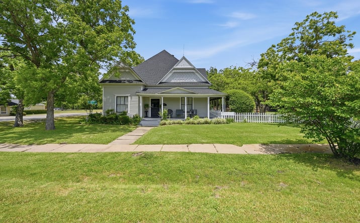 Pictures of Mixed Use property located at 202 E MAIN ST, CELINA, TX 75009 for sales - image #1