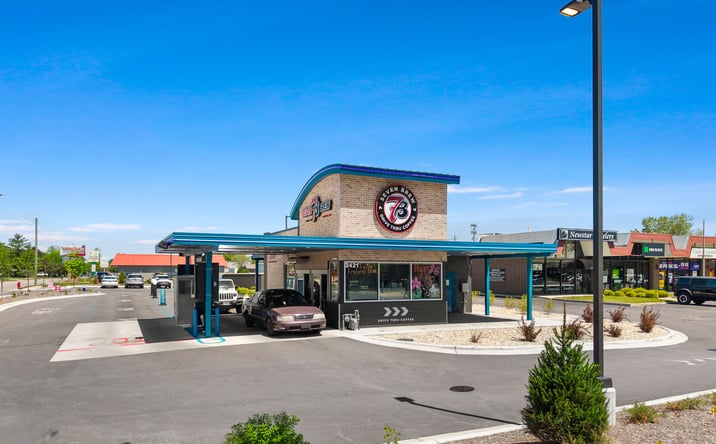 Pictures of Retail property located at 2421 West Jefferson Street, Joliet, IL 60435 for sales - image #1
