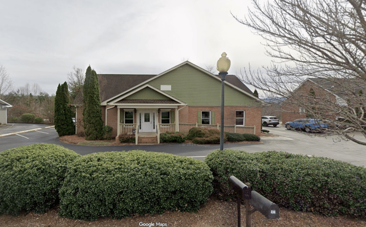 Pictures of Office, Special Purpose property located at 144 Holly Springs Park Dr, Franklin, NC 28734 for sales - image #1