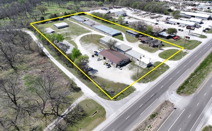 Pictures of Retail, Land, Office property located at 3902 US-82, GAINESVILLE, TX 76240 for sales - image #1
