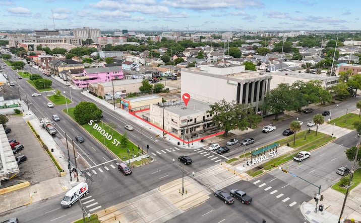 Pictures of Retail, Office property located at 2700 Canal Street, New Orleans, LA 70119 for sales - image #1