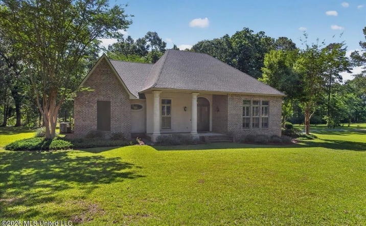 Pictures of Land property located at 1043 Stonegate Drive, 70125, MS 39648 for sales - image #1