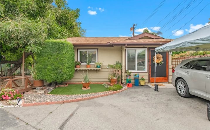 Pictures of Multifamily property located at 815 S Lark Ellen Avenue, West Covina, CA 91791 for sales - image #1
