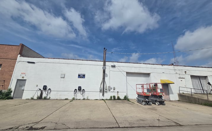 Pictures of Retail, Industrial property located at 645 Addison Road, Addison, IL 60101 for sales - image #1