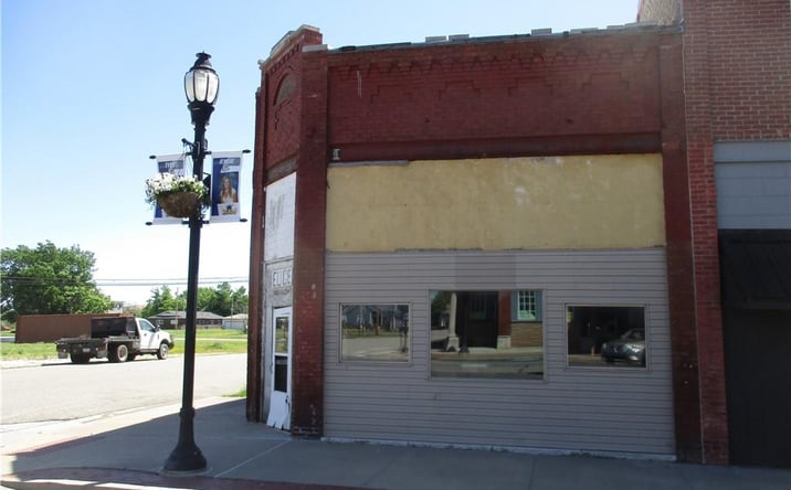 Pictures of Retail property located at 401 S Main Street, Galena, KS 66739 for sales - image #1