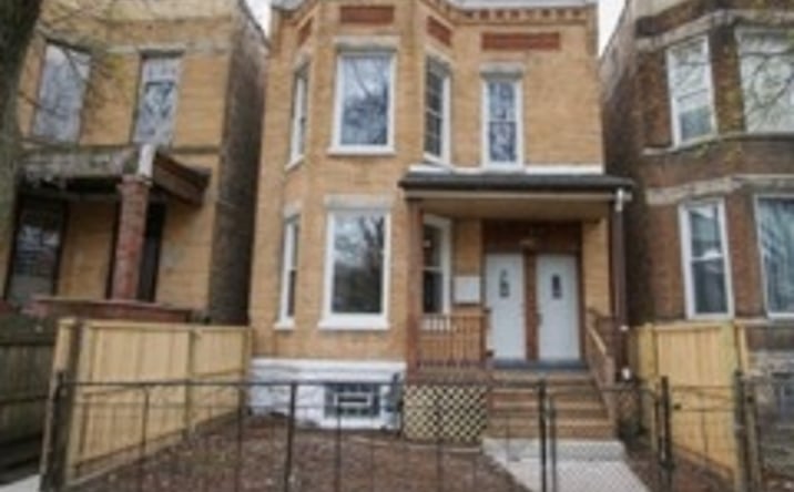 Pictures of Multifamily property located at 6016 S Carpenter Street, Chicago, IL 60621 for sales - image #1