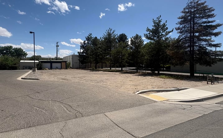 Pictures of Land property located at 661 W MAIN Street, Farmington, NM 87401 for sales - image #1