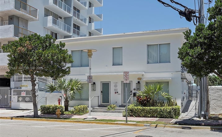 Pictures of Multifamily property located at 235 18th St, Miami Beach, FL 33139 for sales - image #1