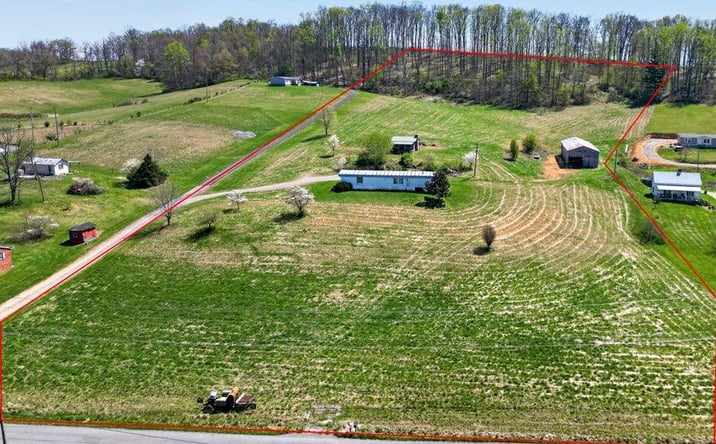 Pictures of Land, Multifamily property located at 18278 Repass, Abingdon, VA 24210 for sales - image #1
