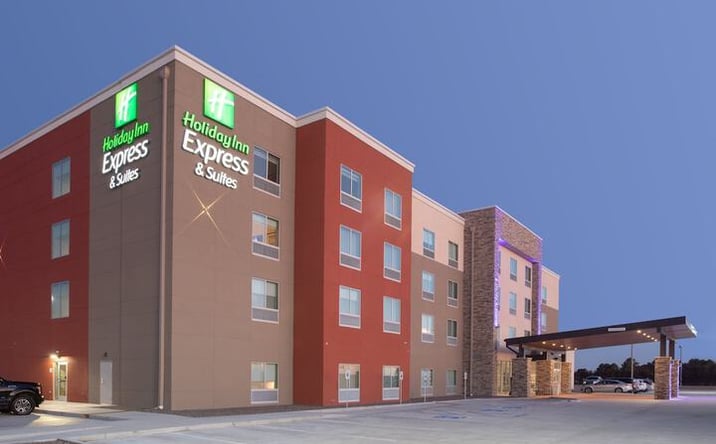 Pictures of Hospitality property located at 2725 ENTERPRISE RD, GOODLAND, KS 67735-9704 for sales - image #1