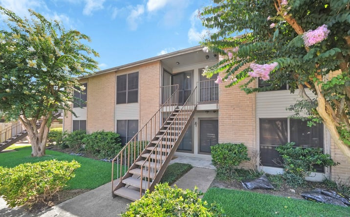 Pictures of Multifamily property located at 3002 Pasadena Blvd, Pasadena, TX 77503 for sales - image #1