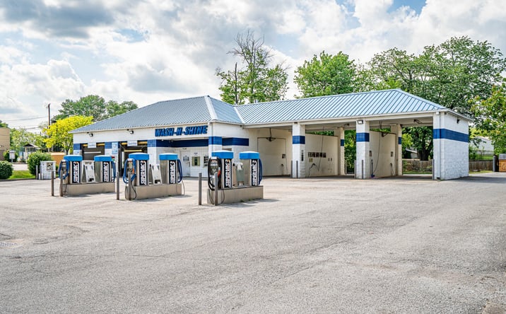 Pictures of Retail property located at 2911 Hikes Lane, Louisville, KY 40218, 6500 Greenwood Road, Louisville, KY 40258, 3028 Poplar Level Road, Louisville, KY 40217, 7610 County Road 311, Sellersburg, IN 47172, 1888 Midland Trail, Shelbyville, KY 40065, 4207 Charlestown Road, New Albany, IN 47150 for sales - image #1