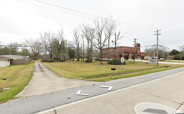 Pictures of Land property located at 9440 Main St, Zachary, LA 70791 for sales - image #1