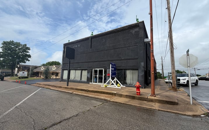 Pictures of Retail, Office property located at 204 S BROADWAY, COWETA, OK 74429 for sales - image #1