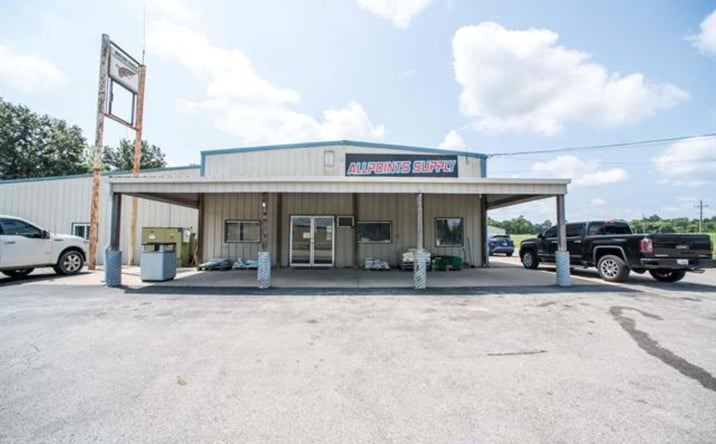Pictures of Retail property located at 7362 N Russell Drive, Bicknell, IN 47512 for sales - image #1