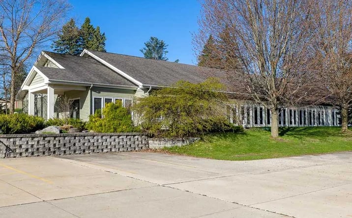 Pictures of Hospitality, Special Purpose property located at 4301 Canal Avenue Southwest, Grandville, MI 49418 for sales - image #1
