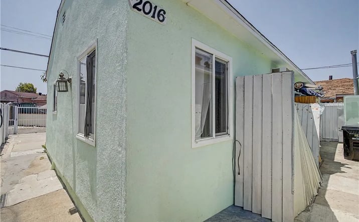 Pictures of Multifamily property located at 2016 W Manchester, Los Angeles, CA 90047 for sales - image #1