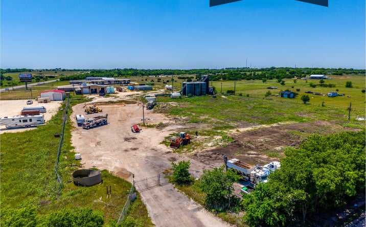 Pictures of Land property located at 201 N CR 1226, Cleburne, TX 76033 for sales - image #1