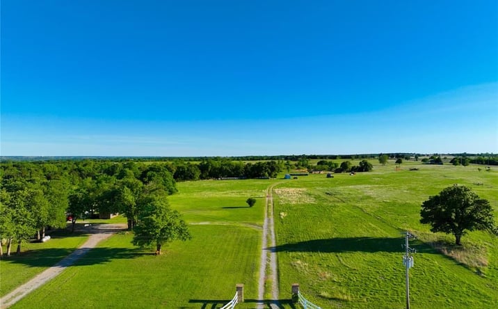 Pictures of Land property located at W County Road 72, Guthrie, OK 73044 for sales - image #1