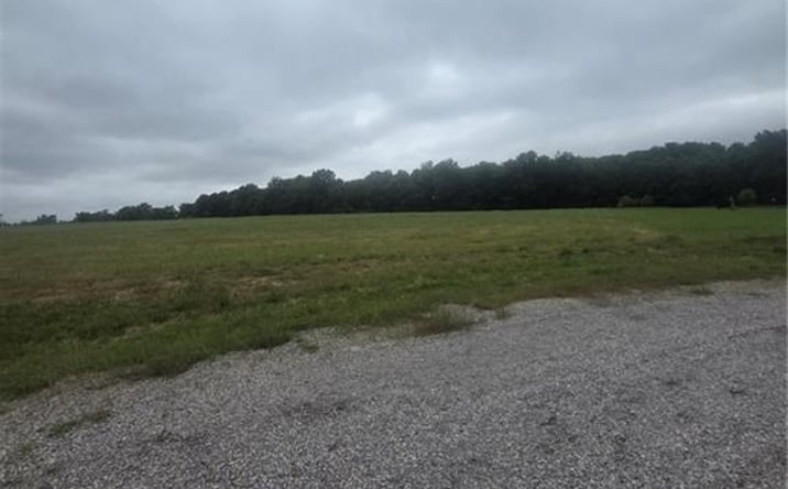 Pictures of Land, Multifamily property located at Herman Lane, Frontenac, KS 66763 for sales - image #1