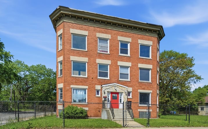 Pictures of Multifamily property located at 7056 S Parnell Avenue, Chicago, IL 60621 for sales - image #1