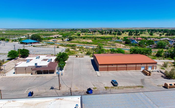 Pictures of Mixed Use, Office, Industrial property located at 2324 W Pierce Street, Carlsbad, NM 88220 for sales - image #1
