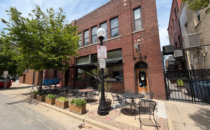 Pictures of Retail, Office property located at 10 E CHESTER ST, CHAMPAIGN, IL 61820-4001 for sales - image #1