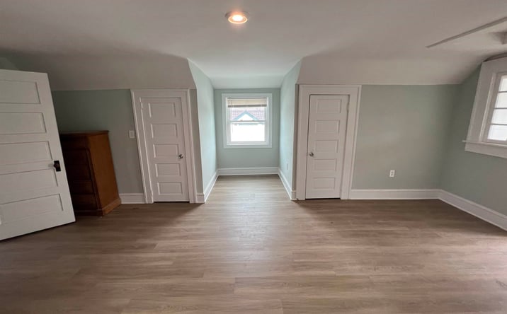 Pictures of Multifamily property located at 115-117 W Poplar Avenue, Wildwood, NJ 08260 for sales - image #1