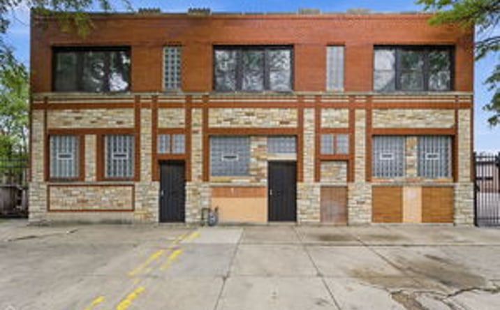 Pictures of Industrial property located at 6200 S Oakley Avenue, Chicago, IL 60636 for sales - image #1