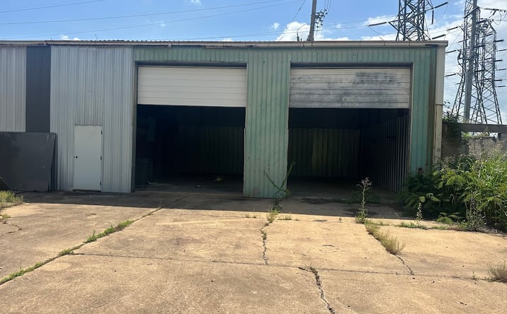 Pictures of Industrial property located at 1506 MOREHEAD ST, MEMPHIS, TN 38107 for sales - image #1