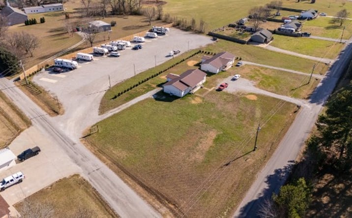 Pictures of Mixed Use, Mobile Home Park property located at 58 Lambs Ferry Rd, Leoma, TN 38468 for sales - image #1