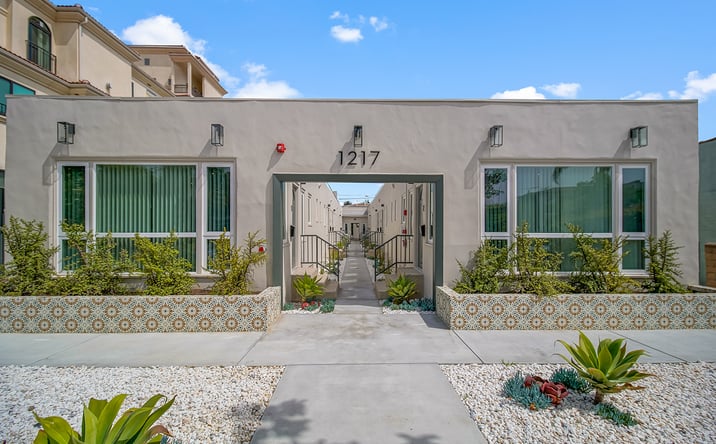 Pictures of Multifamily property located at 1217 9th Street, Santa Monica, CA 90401 for sales - image #1