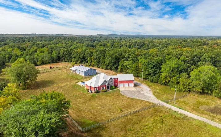 Pictures of Land property located at 1431 Red Hill Road, Mount Vernon, AR 72111 for sales - image #1