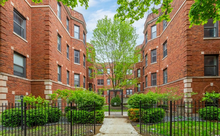 Pictures of Multifamily property located at 6849 South Clyde Avenue, Chicago, IL 60649 for sales - image #1