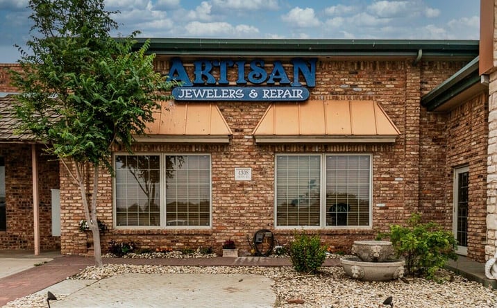 Pictures of Retail property located at 4308 Olton Rd, Plainview, TX 79072 for sales - image #1