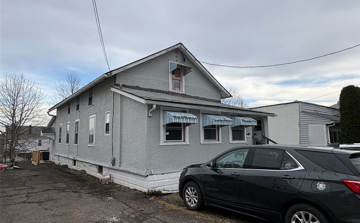 Pictures of Multifamily property located at 412 Oak Hill Ave, Endicott, NY 13760 for sales - image #1