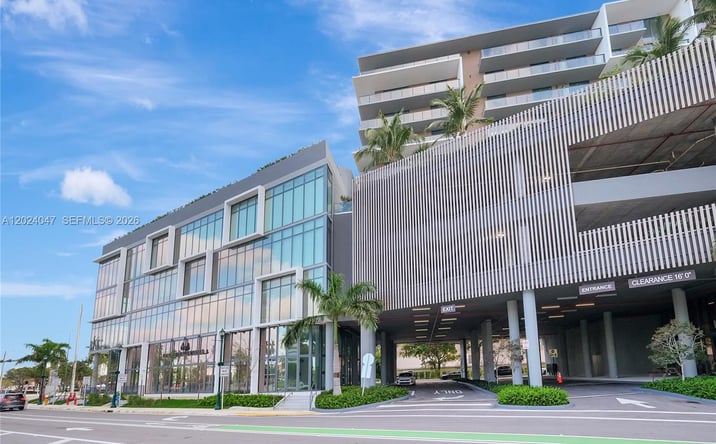 Pictures of Office, Multifamily, Retail property located at 21290 biscayne # 306, Aventura, FL 33180 for sales - image #1