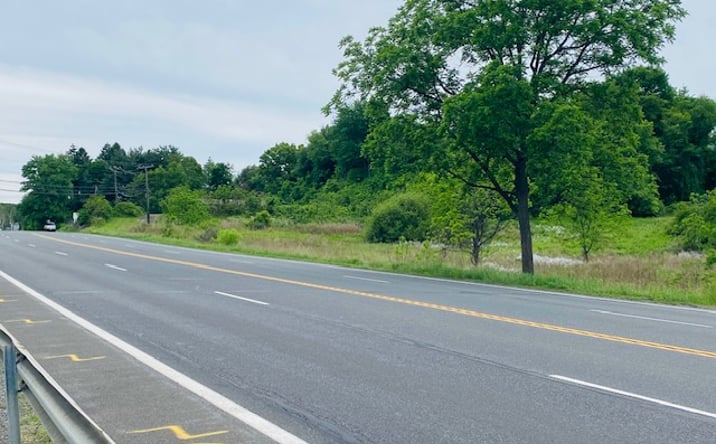 Pictures of Land property located at 00 State Rt 9W, Marlboro, NY 12528 for sales - image #1